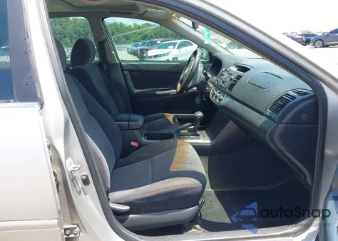 2005 Toyota Camry Se из США, поврежденный, VIN 4T1BE32K35U550413